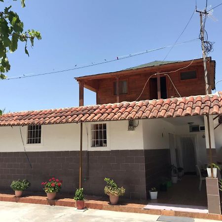 Guest House Dea Vlorë Esterno foto